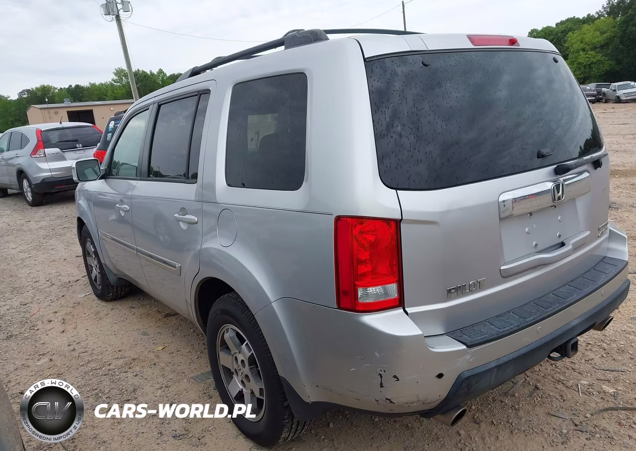 2010 Honda Pilot Touring VIN:5FNYF4H94AB026325 - 3