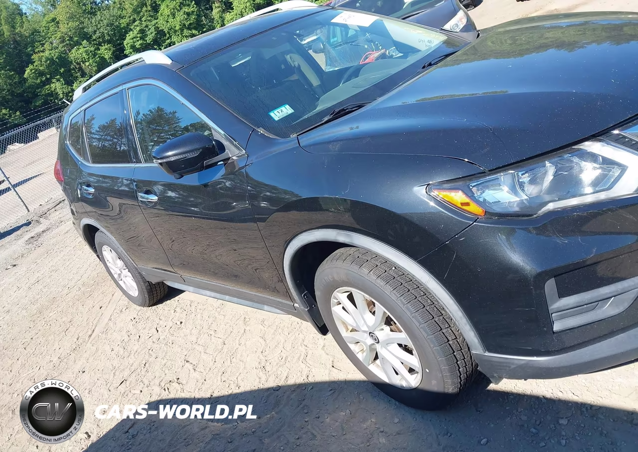 2018 Nissan Rogue Sv – zdjęcie 1 z 15