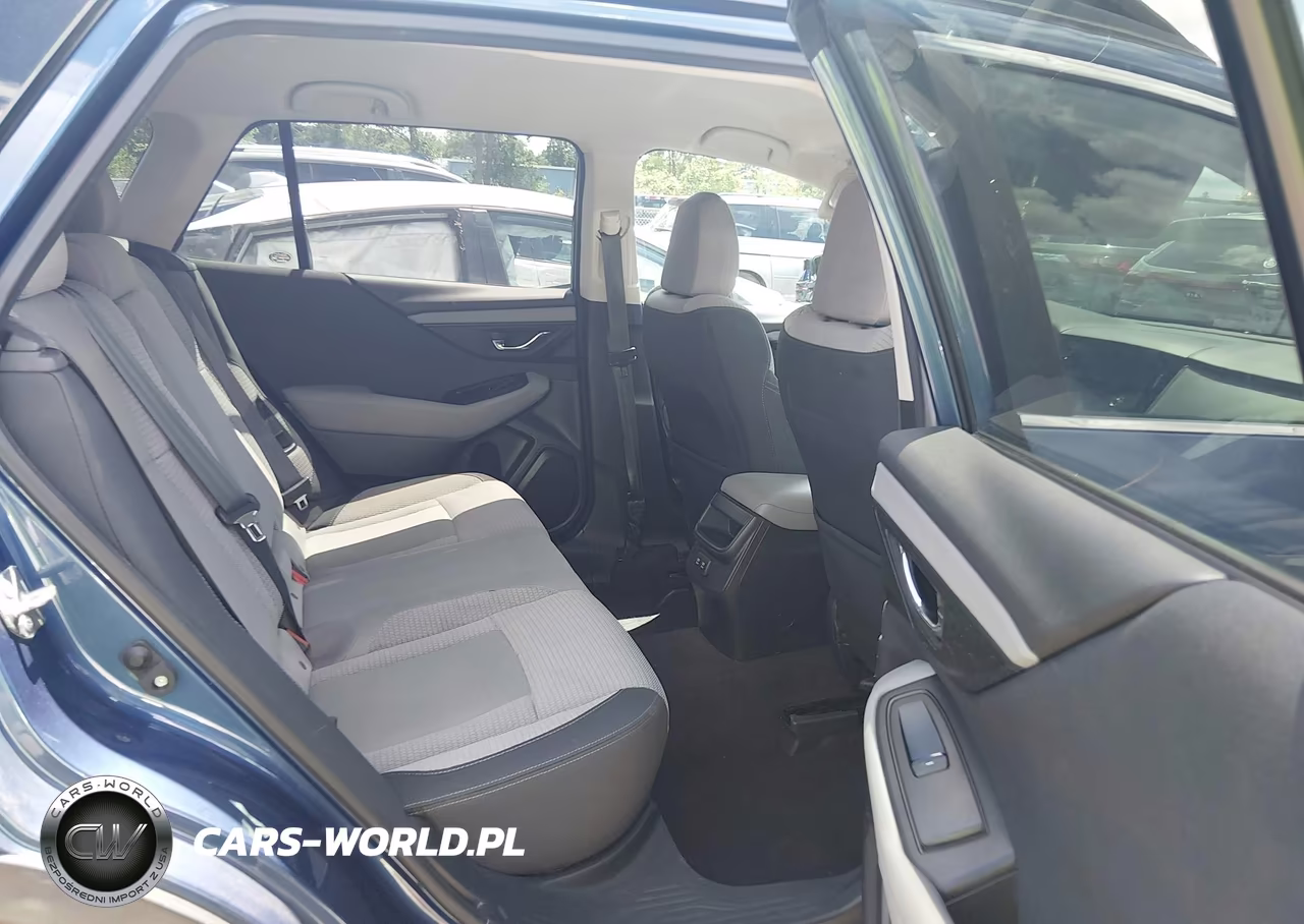 2020 Subaru Outback Premium VIN:4S4BTACC9L3107428 - 8