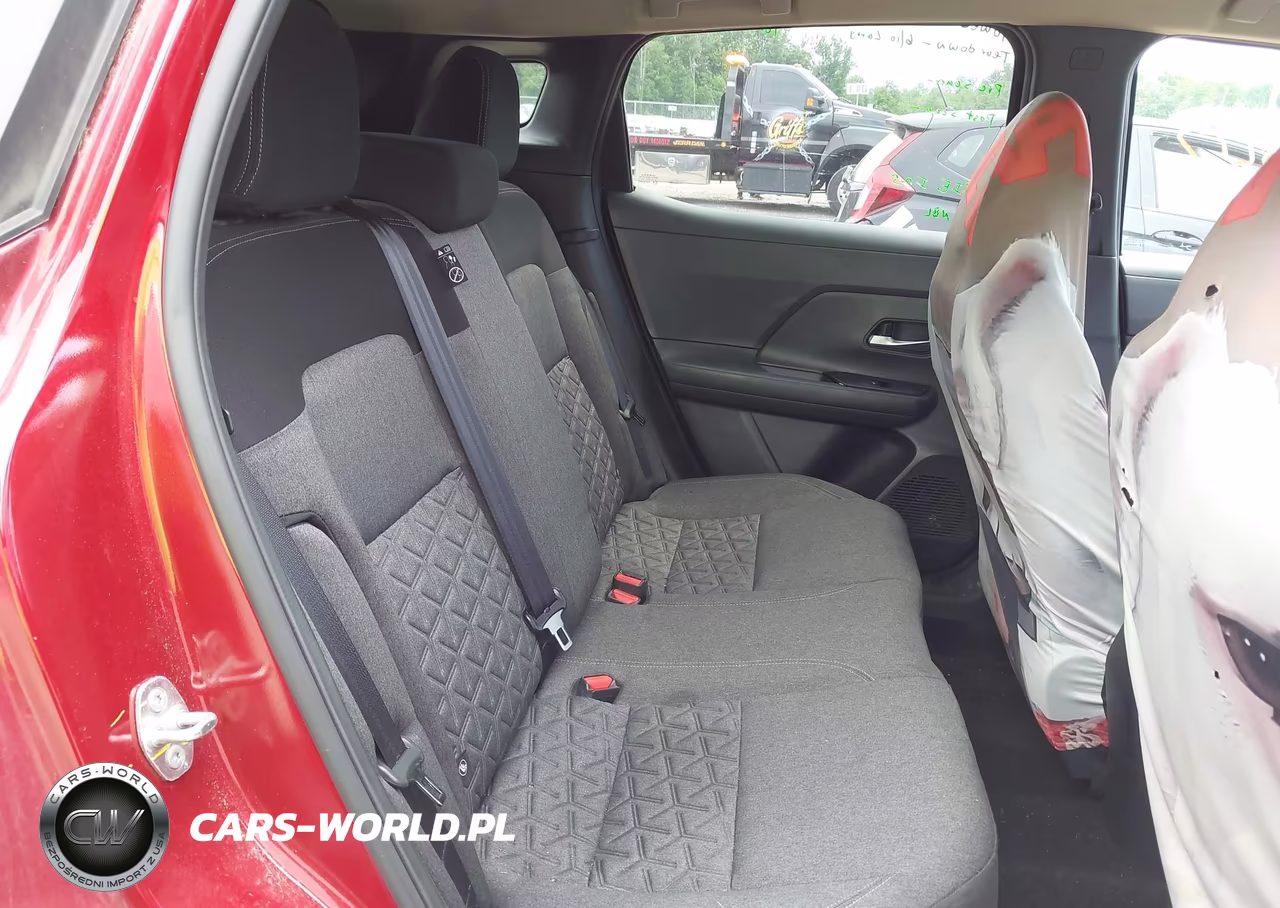 2025 Nissan Kicks Sv Fwd VIN:3N8AP6CA4SL300786 - 8