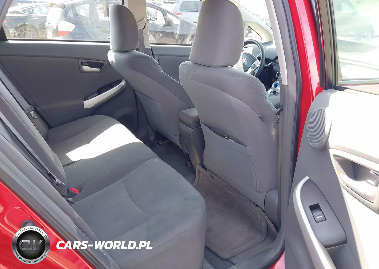 2011 Toyota Prius Three VIN:JTDKN3DU6B1410811 - 8