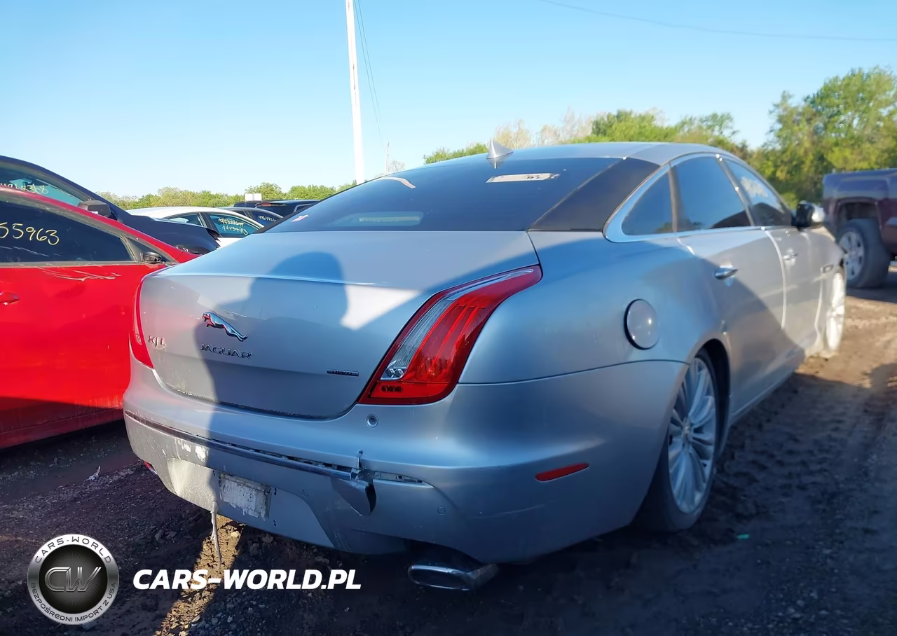 2015 Jaguar Xj Xjl Portfolio VIN:SAJWJ2GDXF8V89386 - 17