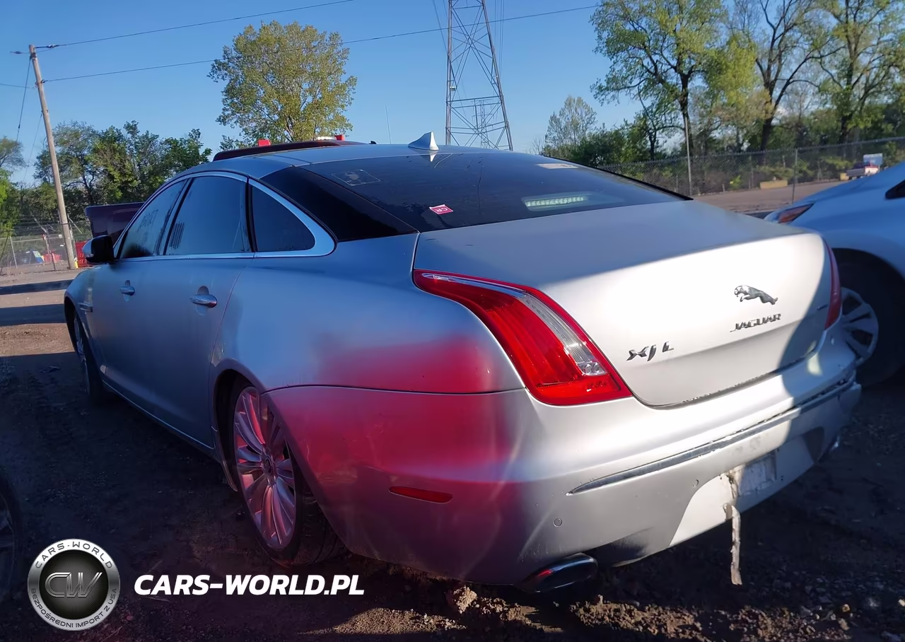 2015 Jaguar Xj Xjl Portfolio VIN:SAJWJ2GDXF8V89386 - 18