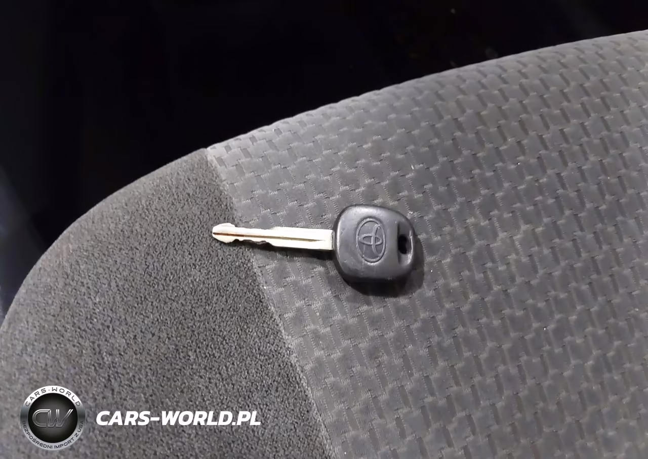 2005 Toyota Corolla S VIN:2T1BR32E55C477755 - 11