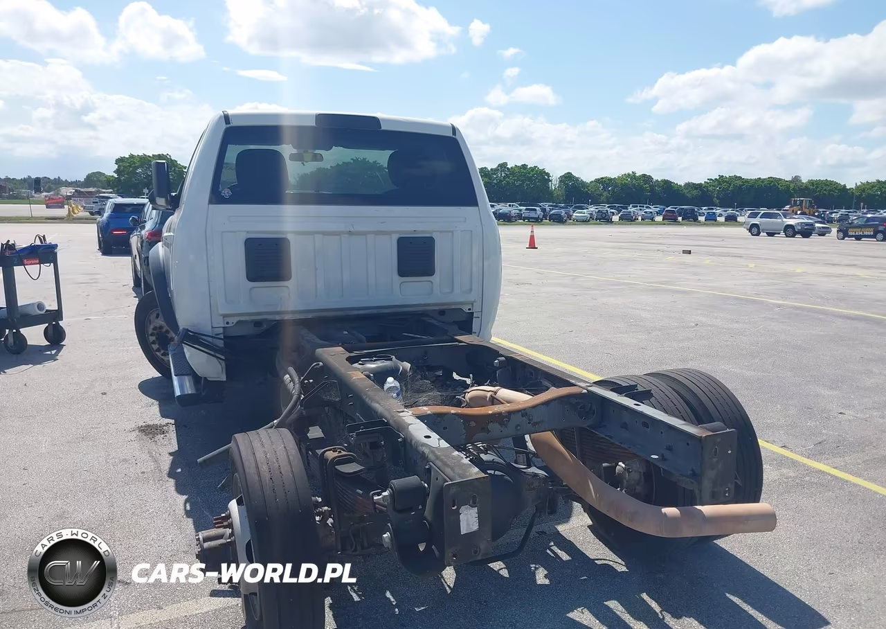 2020 Ram 4500 Chassis Tradesman-Slt VIN:3C7WRLAL9LG178955 - 11