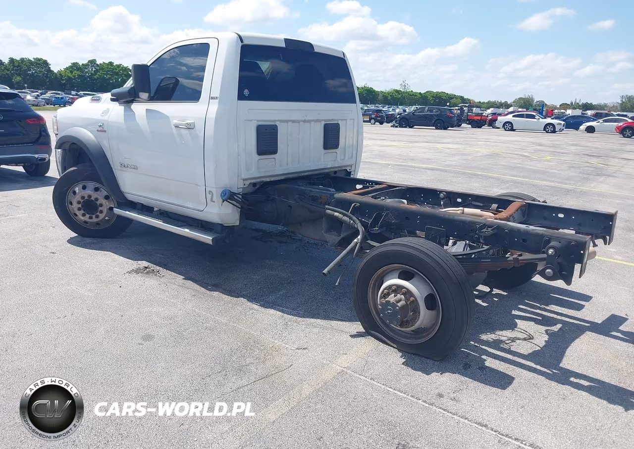 2020 Ram 4500 Chassis Tradesman-Slt VIN:3C7WRLAL9LG178955 - 3