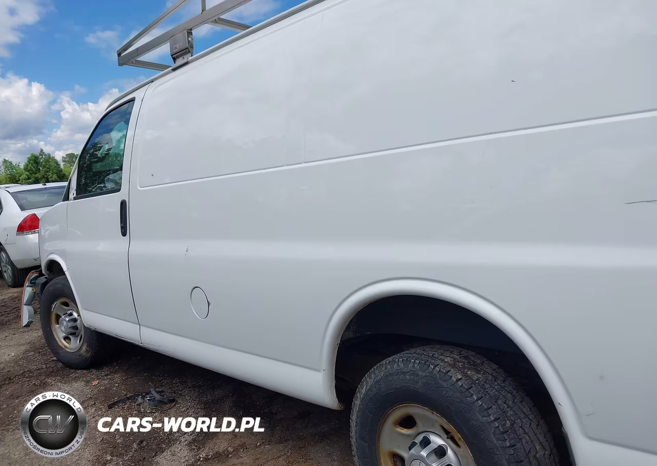 2016 Chevrolet Express 2500 Work Van VIN:1GCWGAFF7G1215659 - 14