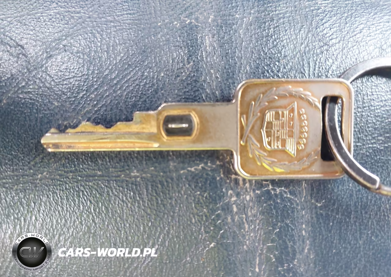 1993 Cadillac Deville VIN:1G6CD53B2P4287343 - 11