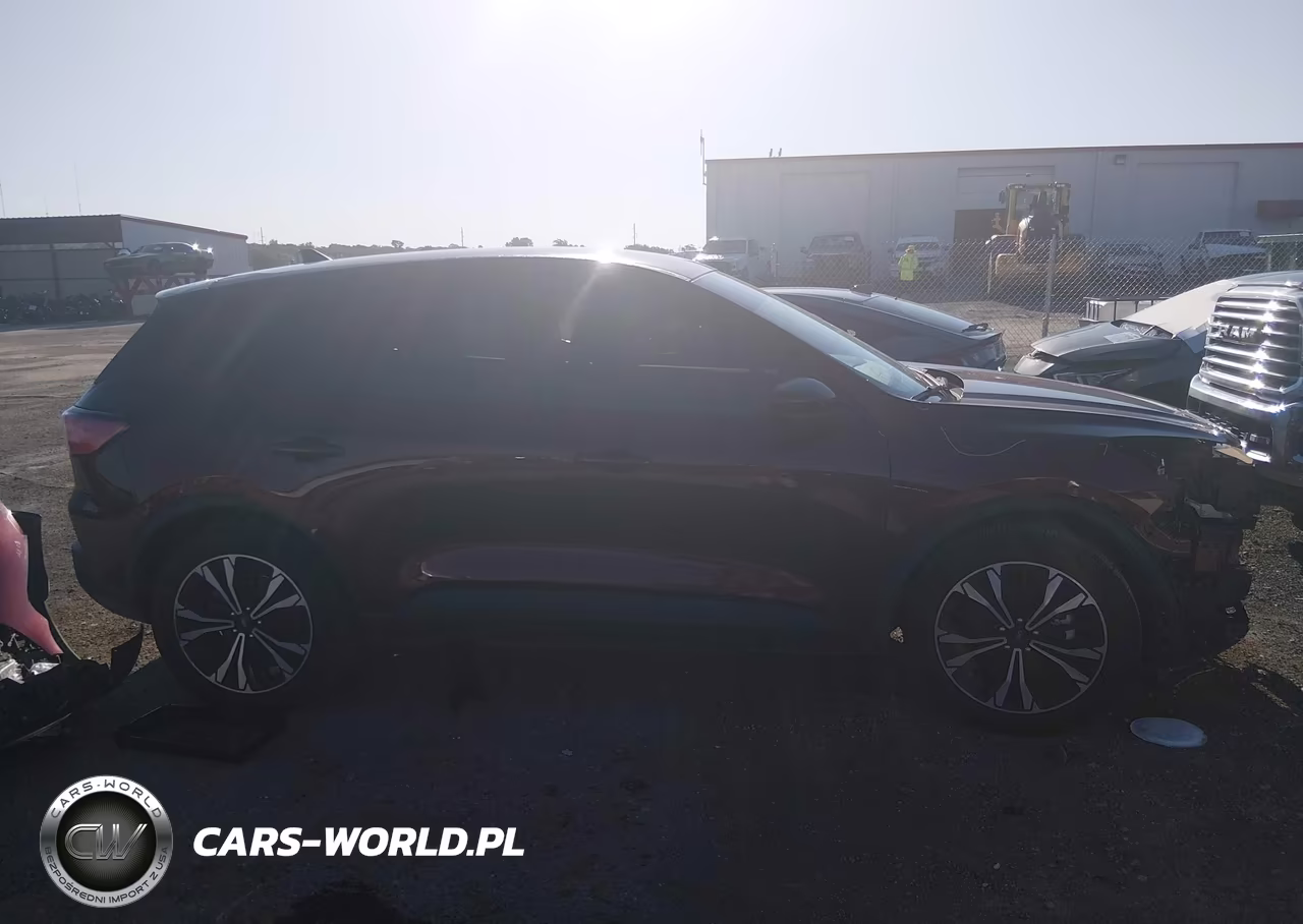 2021 Ford Escape Se VIN:1FMCU0G69MUA93851 - 14