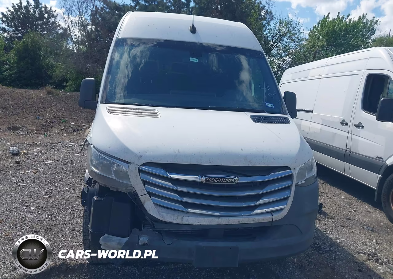 2019 Freightliner Sprinter 2500 High Roof V6 VIN:WDRPF1CD5KT007299 - 12