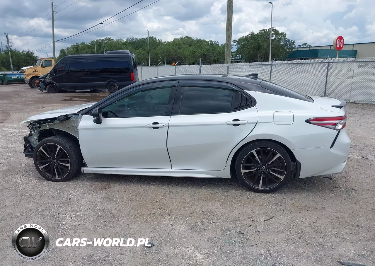 2019 Toyota Camry Xse VIN:4T1B61HK3KU172310 - 15
