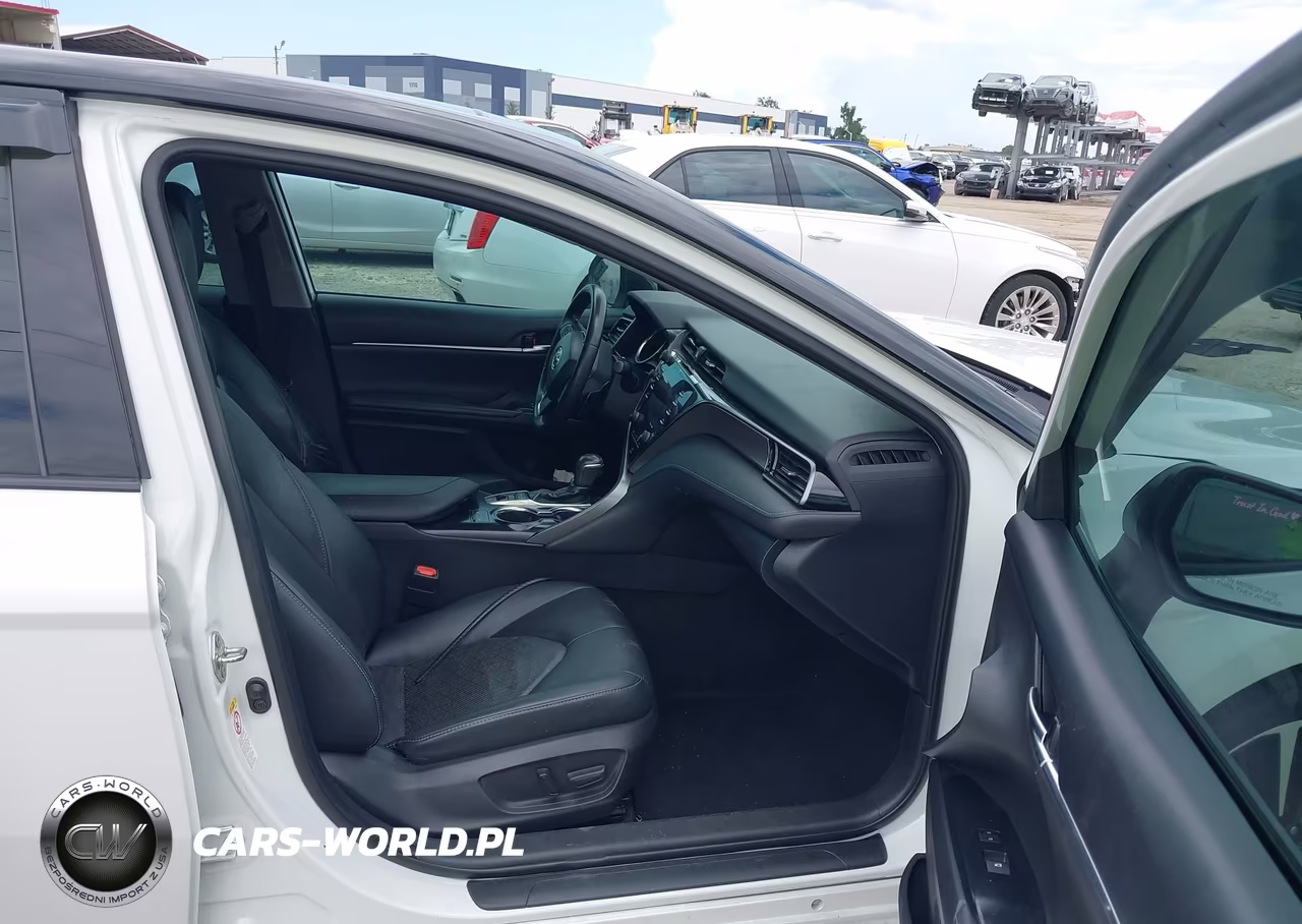 2019 Toyota Camry Xse VIN:4T1B61HK3KU172310 - 5