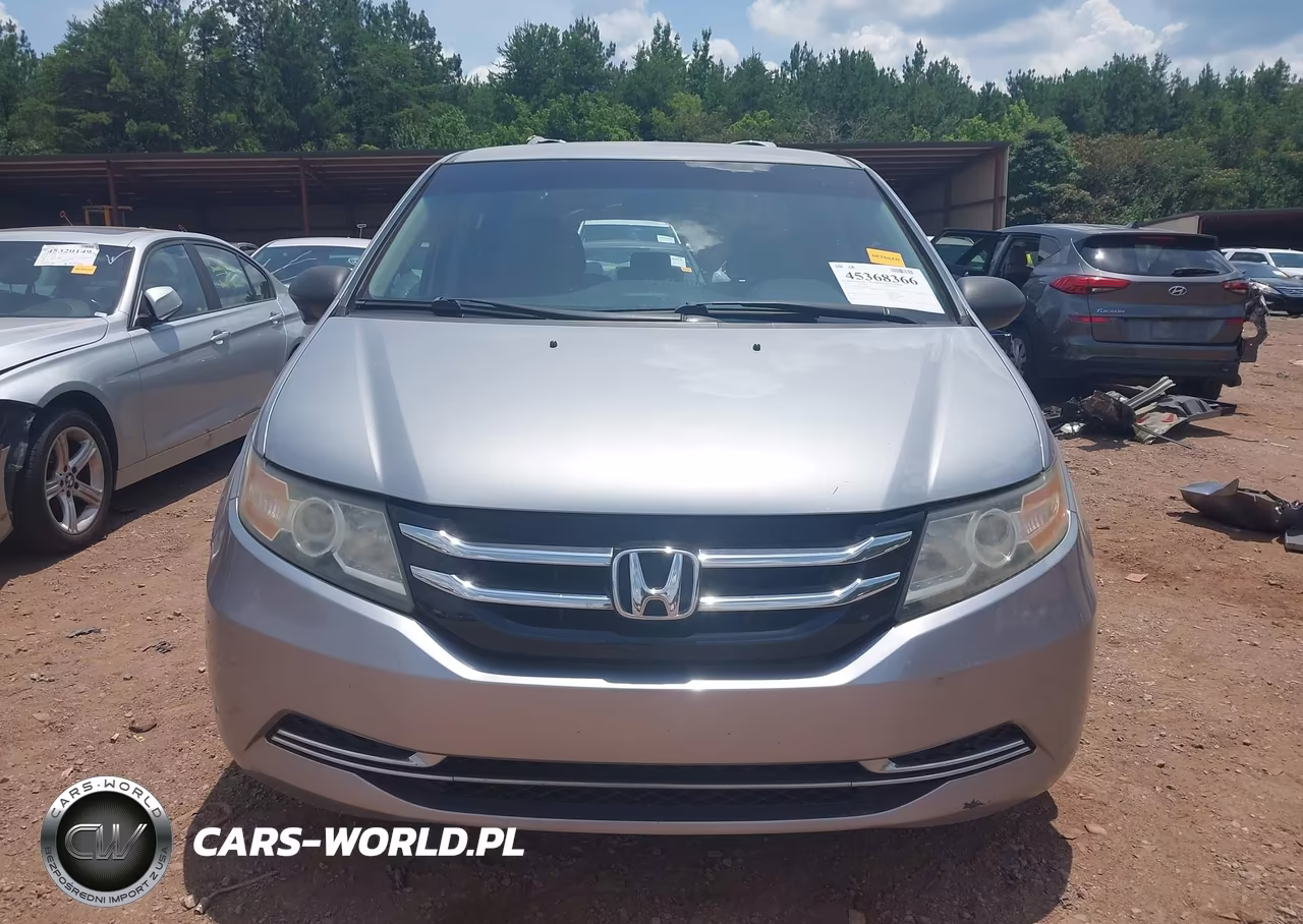 2017 Honda Odyssey Se VIN:5FNRL5H37HB012945 - 13