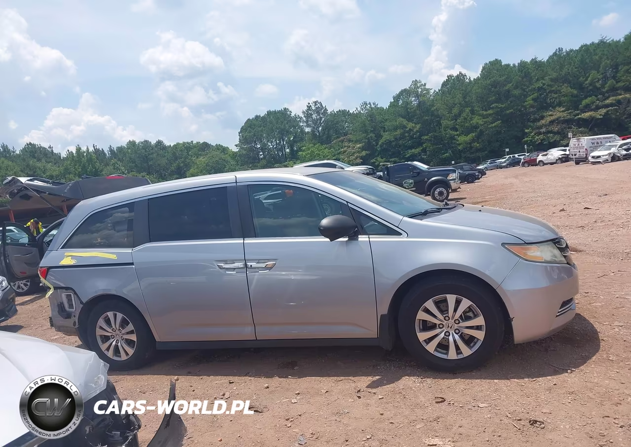 2017 Honda Odyssey Se VIN:5FNRL5H37HB012945 - 14