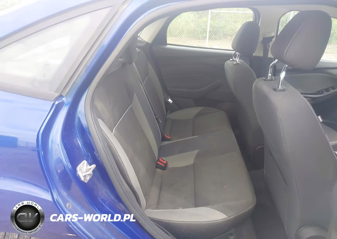 2012 Ford Focus Se VIN:1FAHP3F2XCL255580 - 8