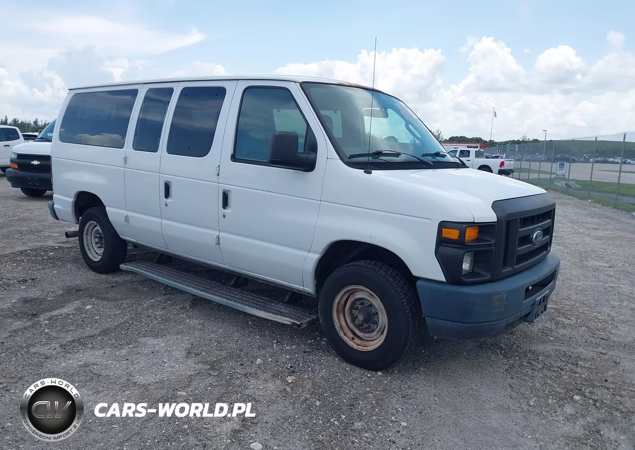 2009 Ford E-350 Super Duty