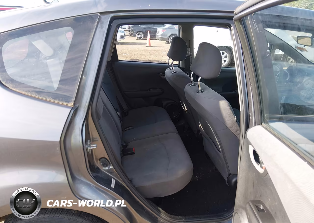 2013 Honda Fit VIN:JHMGE8H30DC046170 - 8