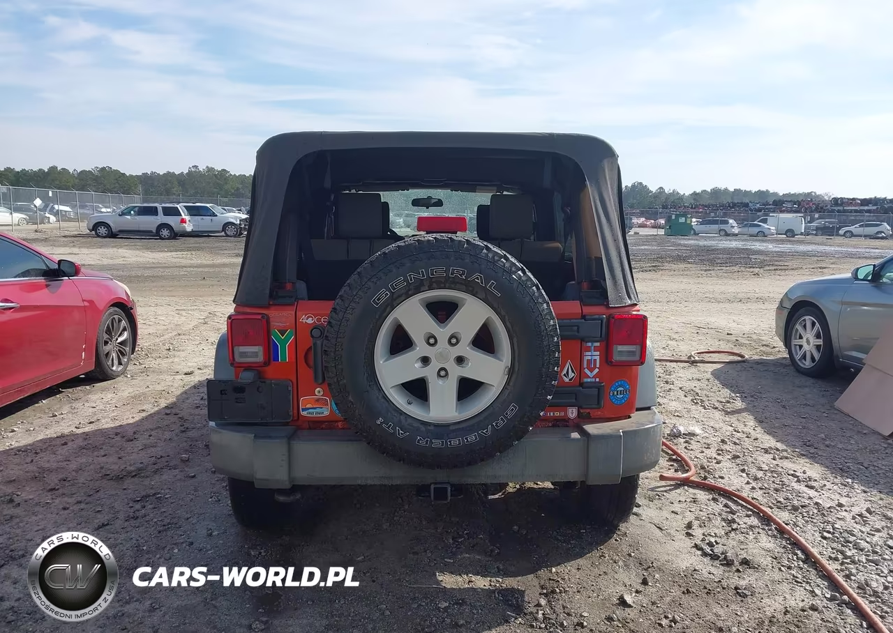 2009 Jeep Wrangler Unlimited X VIN:1J4GA39119L721989 - 15