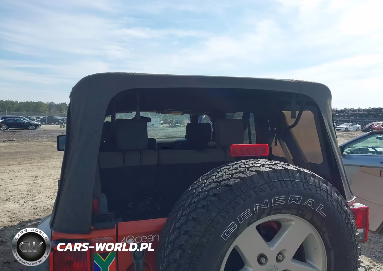 2009 Jeep Wrangler Unlimited X VIN:1J4GA39119L721989 - 16