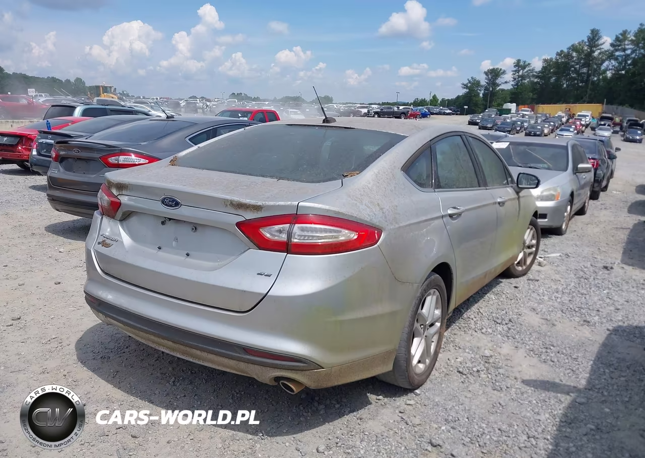 2015 Ford Fusion Se VIN:3FA6P0H73FR134653 - 4
