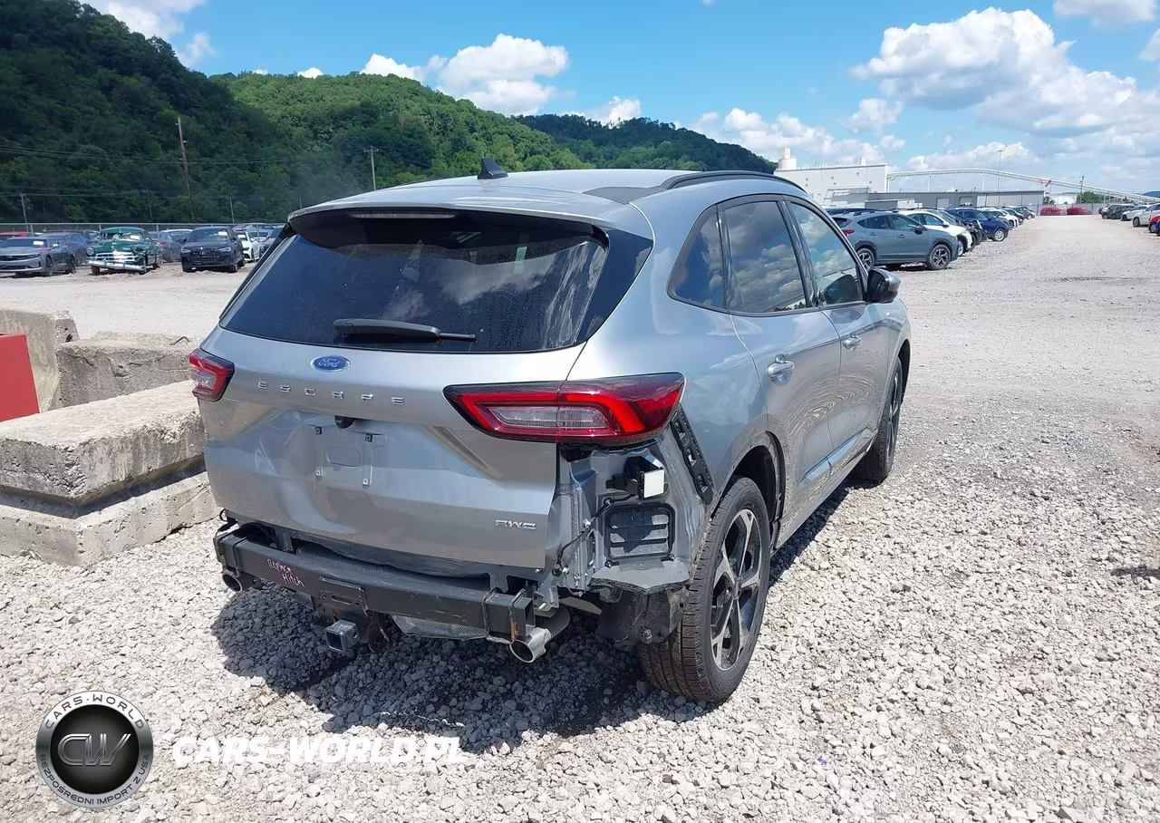 2023 Ford Escape St-Line Select VIN:1FMCU9NA9PUA02979 - 4
