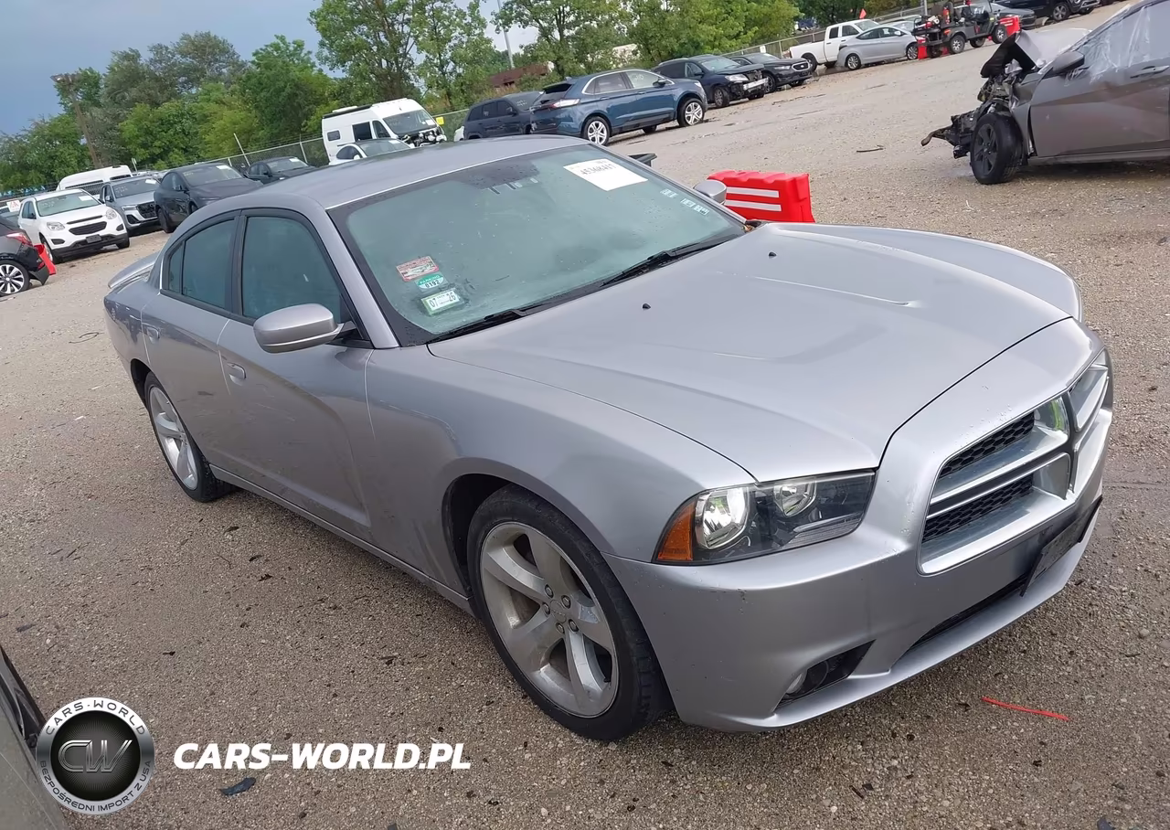 2013 Dodge Charger Sxt – zdjęcie 1 z 11