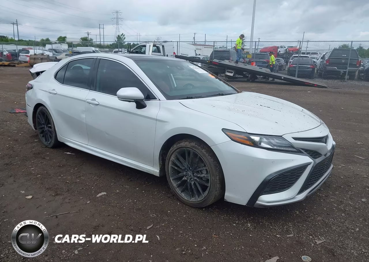 2024 Toyota Camry Xse V6 – zdjęcie 1 z 16