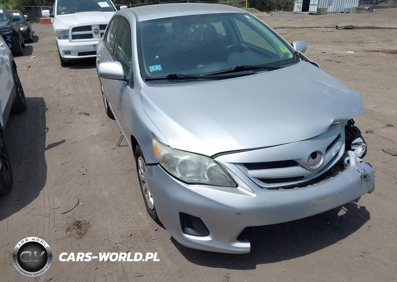 2011 Toyota Corolla Le – zdjęcie 1 z 11