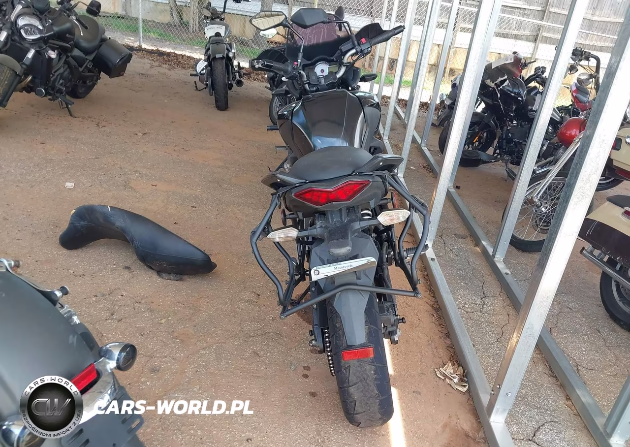 2012 Kawasaki Le650 C VIN:JKALEEC17CDA07232 - 6
