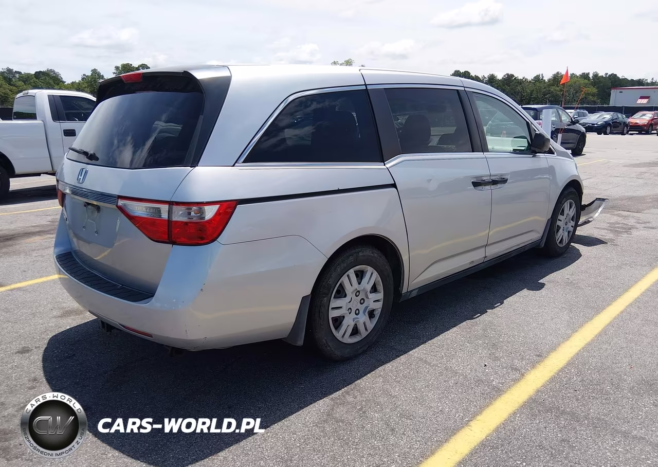 2011 Honda Odyssey Lx VIN:5FNRL5H26BB098537 - 4