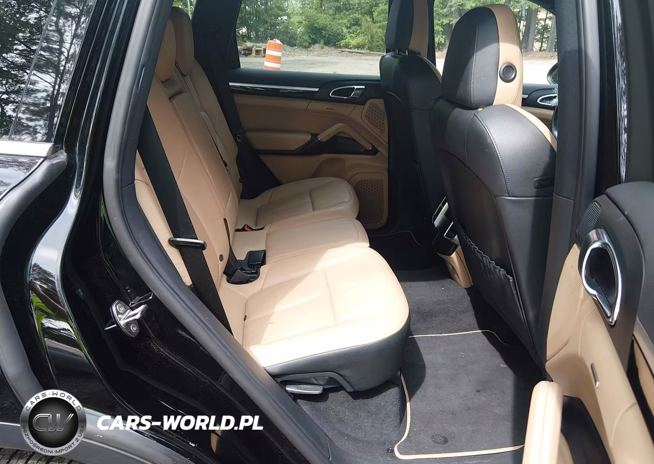 2014 Porsche Cayenne Platinum Edition VIN:WP1AA2A23ELA09051 - 8