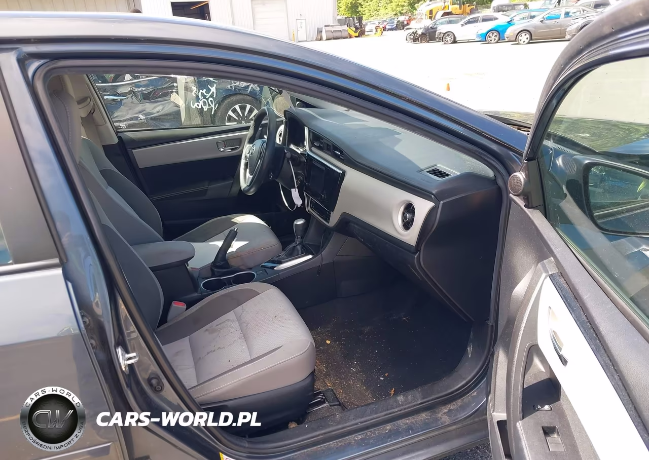 2019 Toyota Corolla Le VIN:2T1BURHE2KC244677 - 5