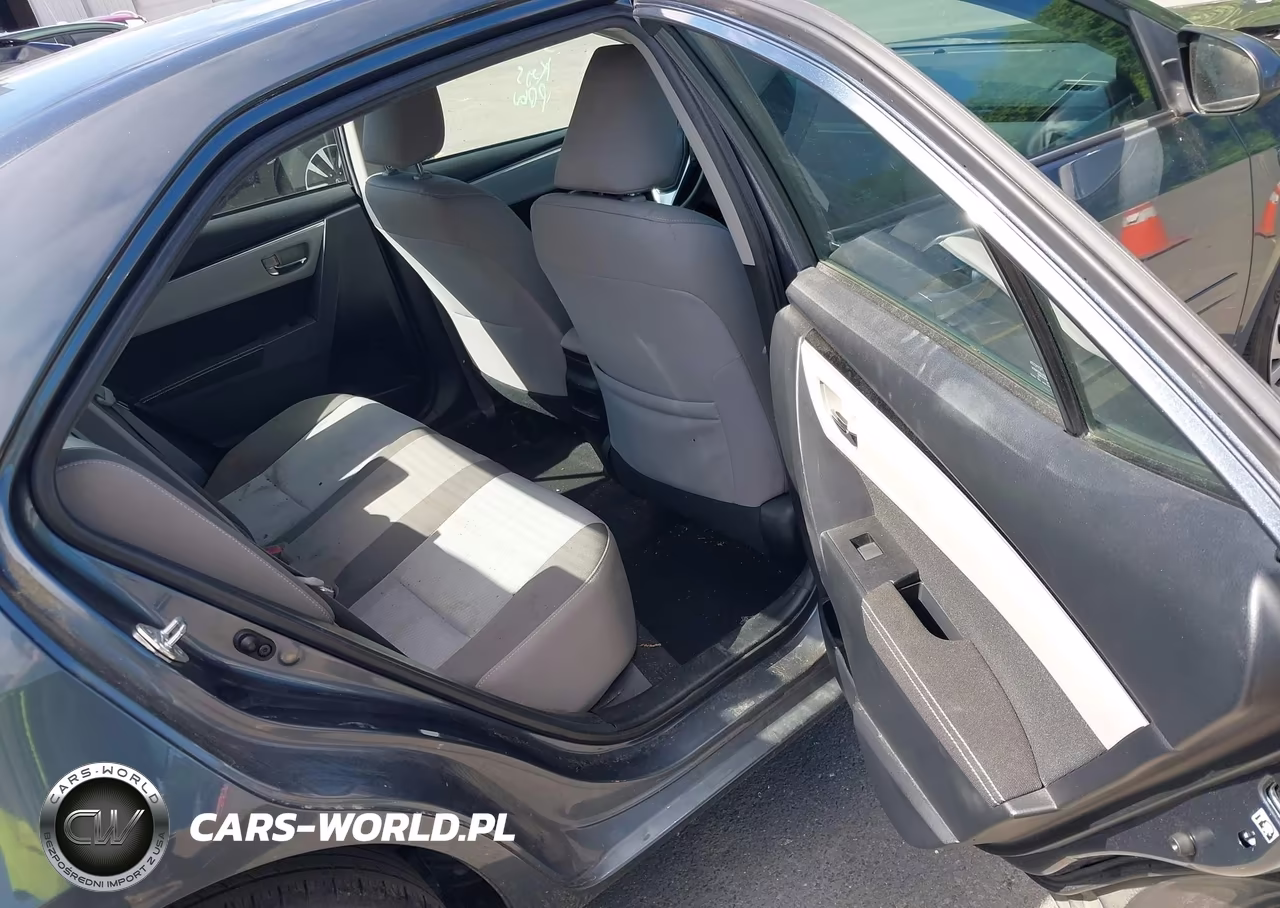 2019 Toyota Corolla Le VIN:2T1BURHE2KC244677 - 8