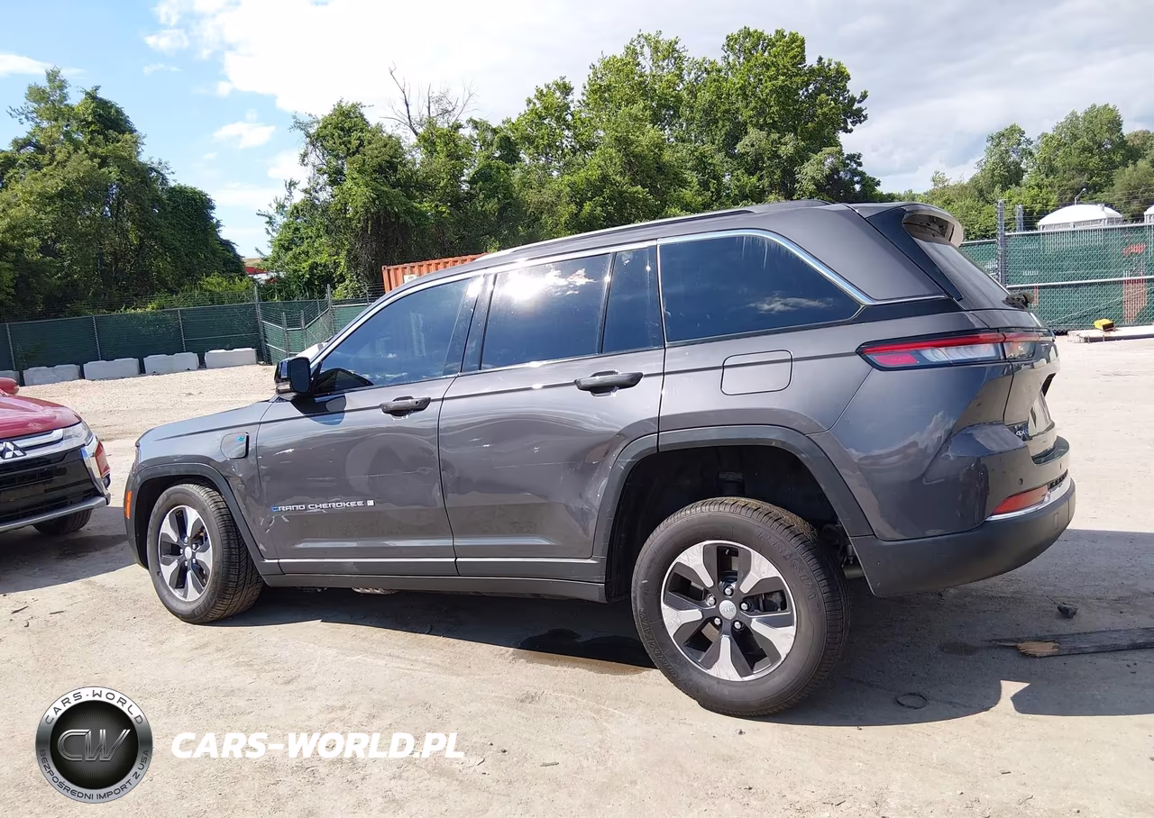 2024 Jeep Grand Cherokee 4Xe VIN:1C4RJYB69RC158756 - 15