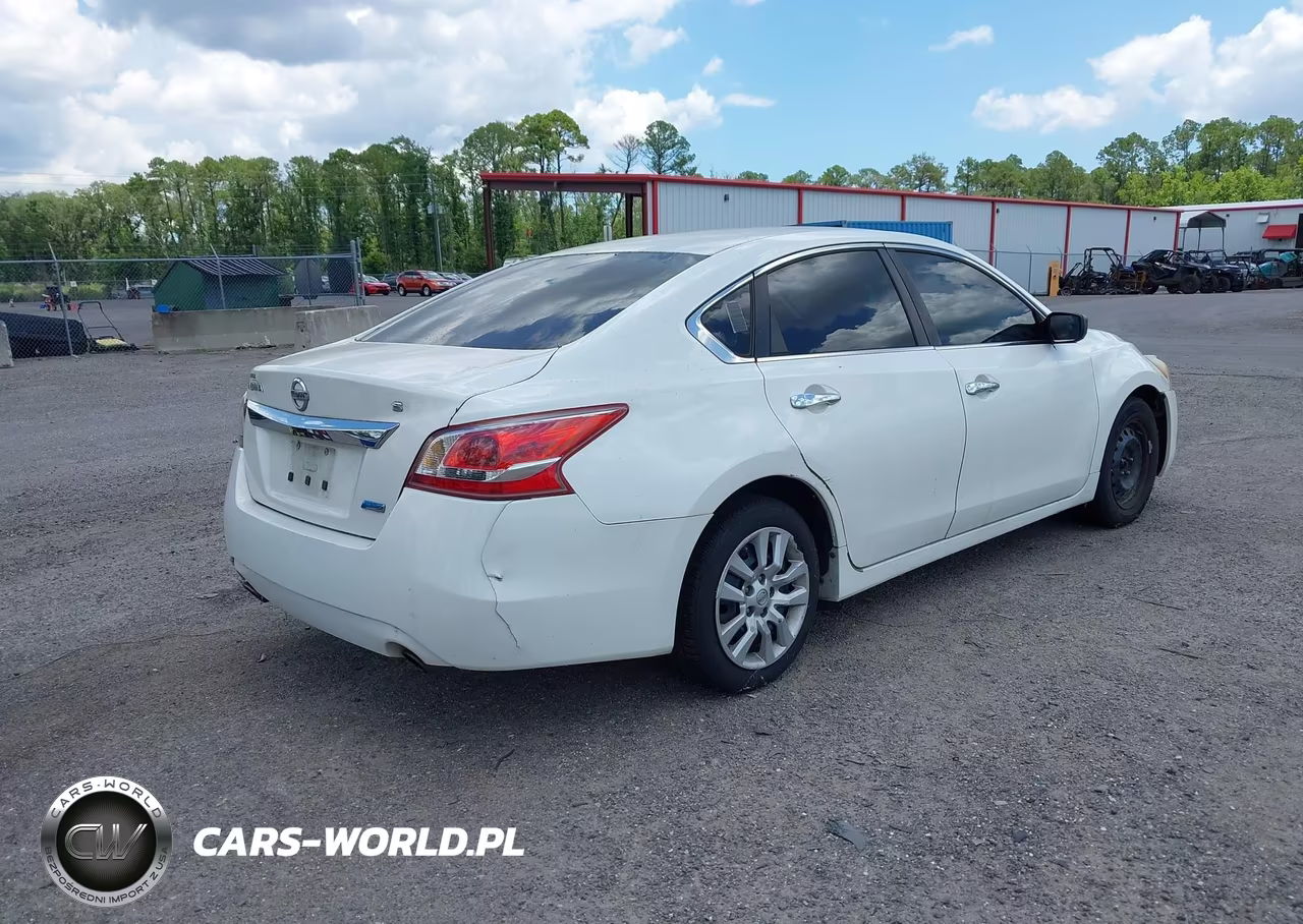 2013 Nissan Altima 2.5 S VIN:1N4AL3AP3DC208036 - 4