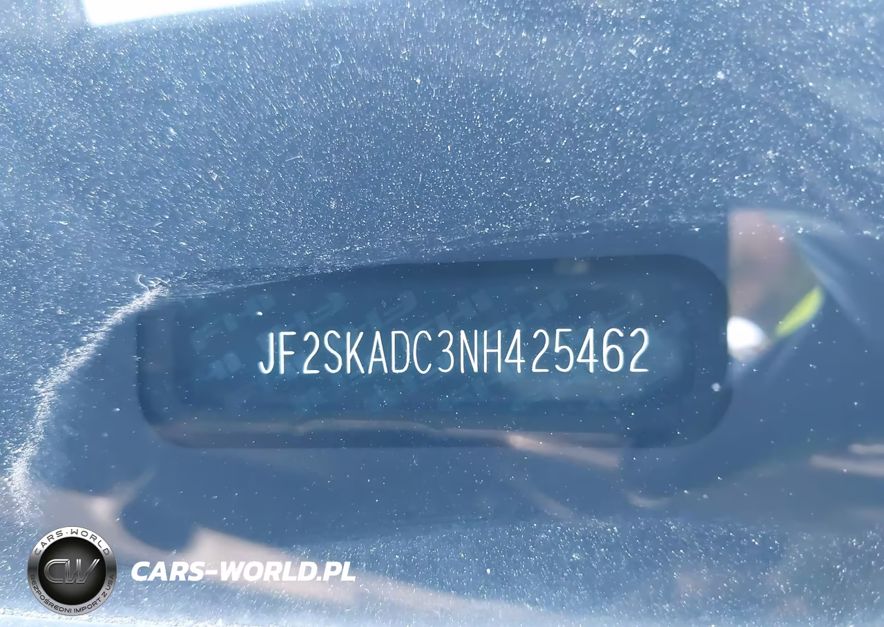 2022 Subaru Forester Premium VIN:JF2SKADC3NH425462 - 18