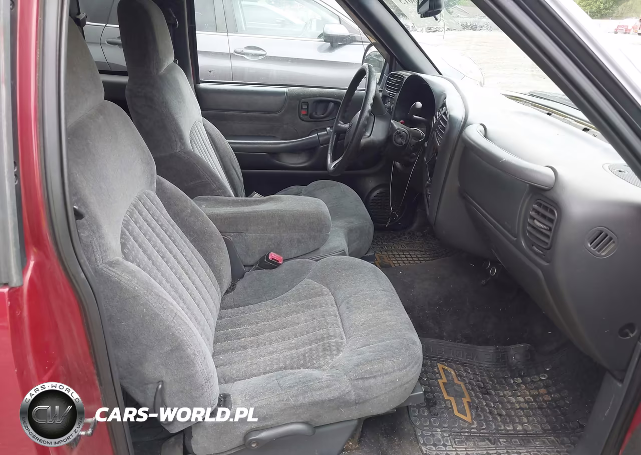 2000 Chevrolet S-10 Ls VIN:1GCCS1955Y8220193 - 5