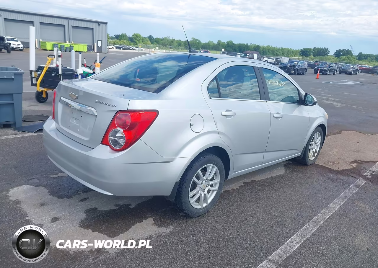 2012 Chevrolet Sonic 2Lt VIN:1G1JC5SH5C4141910 - 4