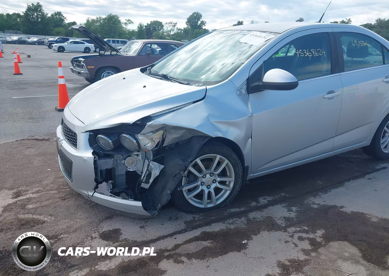 2012 Chevrolet Sonic 2Lt VIN:1G1JC5SH5C4141910 - 6