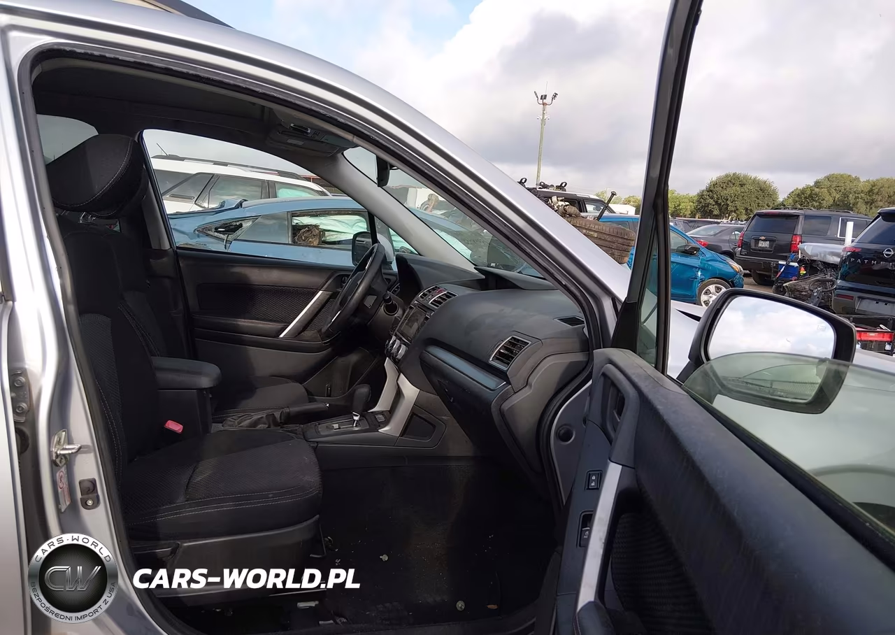 2017 Subaru Forester 2.5I Premium VIN:JF2SJAEC8HH431070 - 5