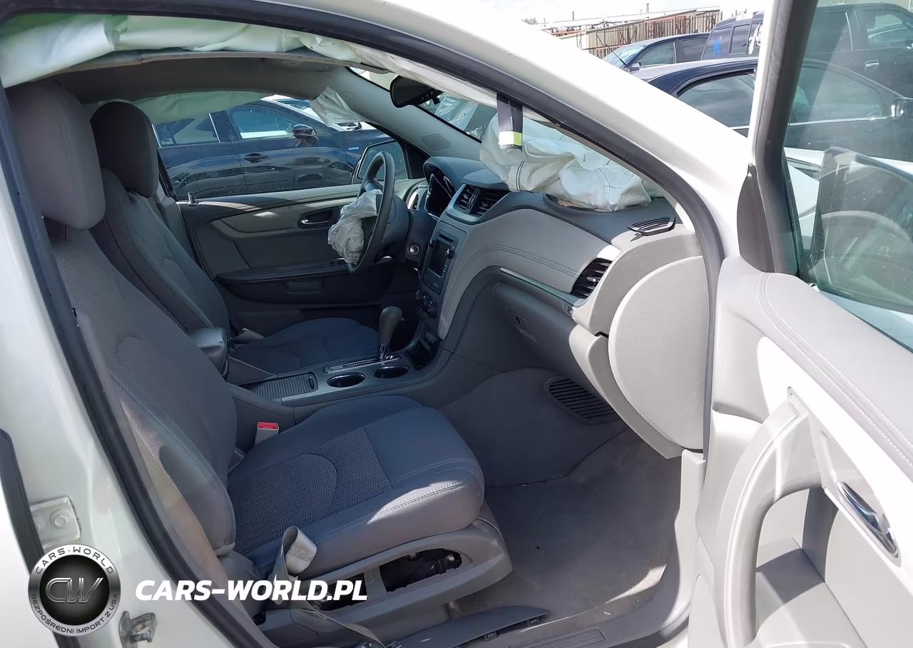 2013 Chevrolet Traverse Ls VIN:1GNKVFKD5DJ128089 - 5