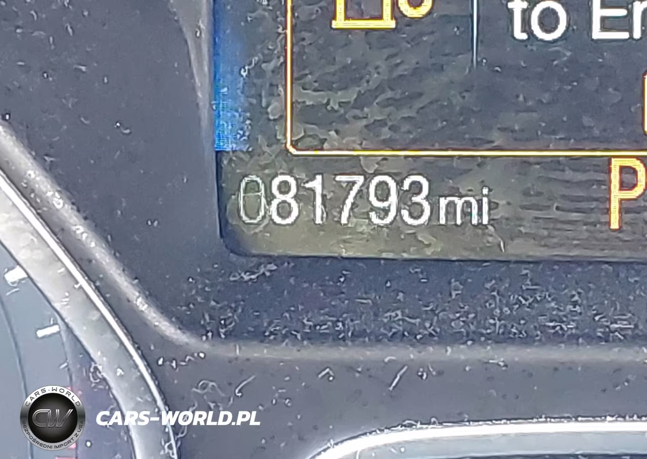 2018 Ford Focus Se VIN:1FADP3K25JL318943 - 16