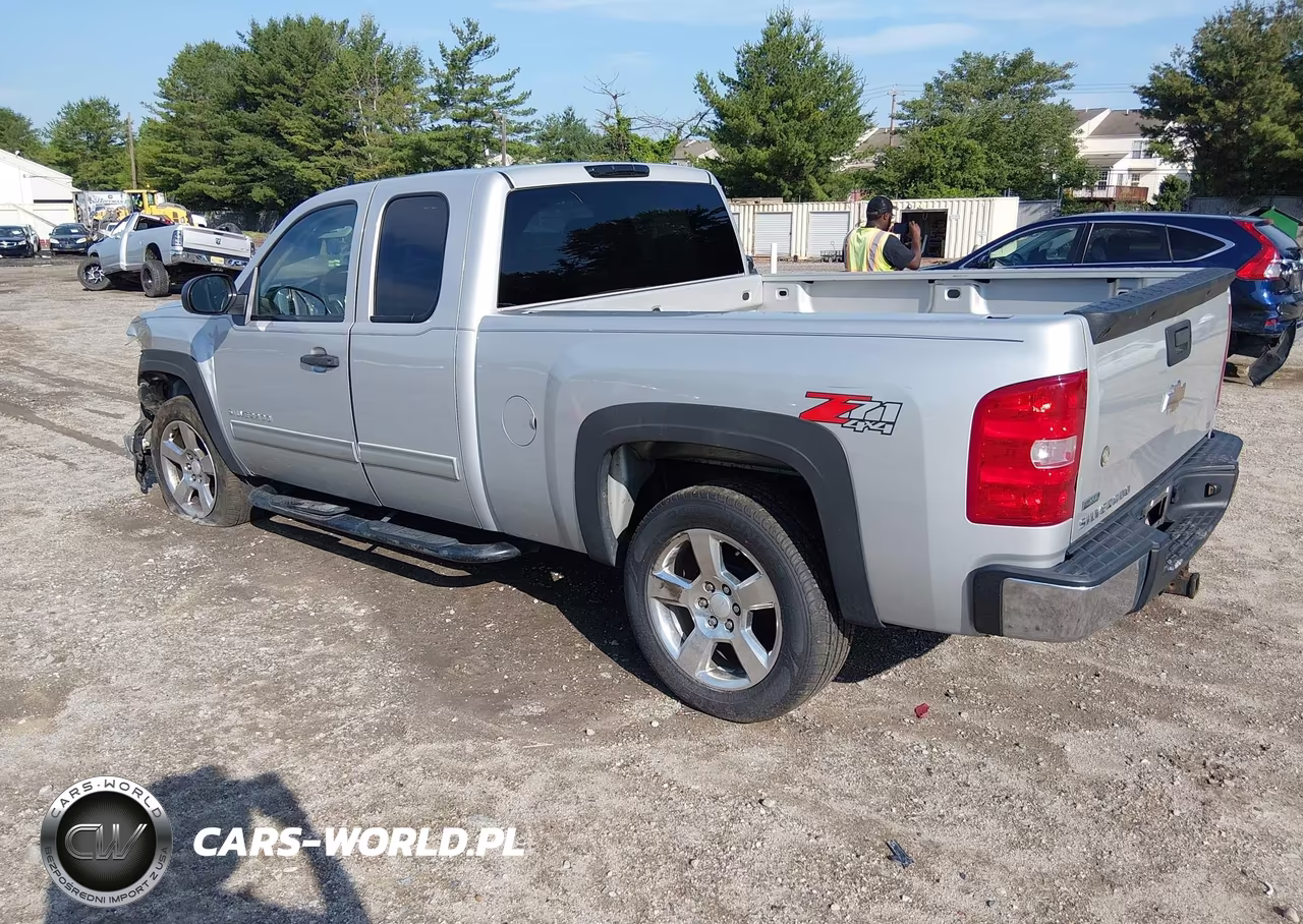 2011 Chevrolet Silverado 1500 Lt VIN:1GCRKSE3XBZ284347 - 3