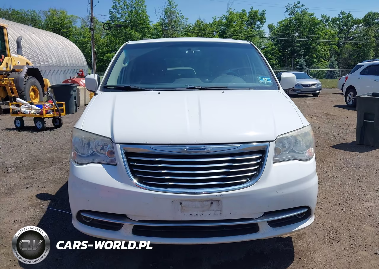 2014 Chrysler Town & Country Touring VIN:2C4RC1BG8ER168805 - 6