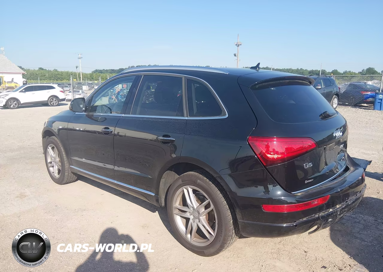 2017 Audi Q5 2.0T Premium VIN:WA1L2AFP5HA030306 - 3