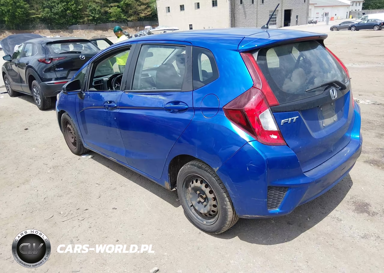 2015 Honda Fit Lx VIN:3HGGK5H57FM719713 - 3