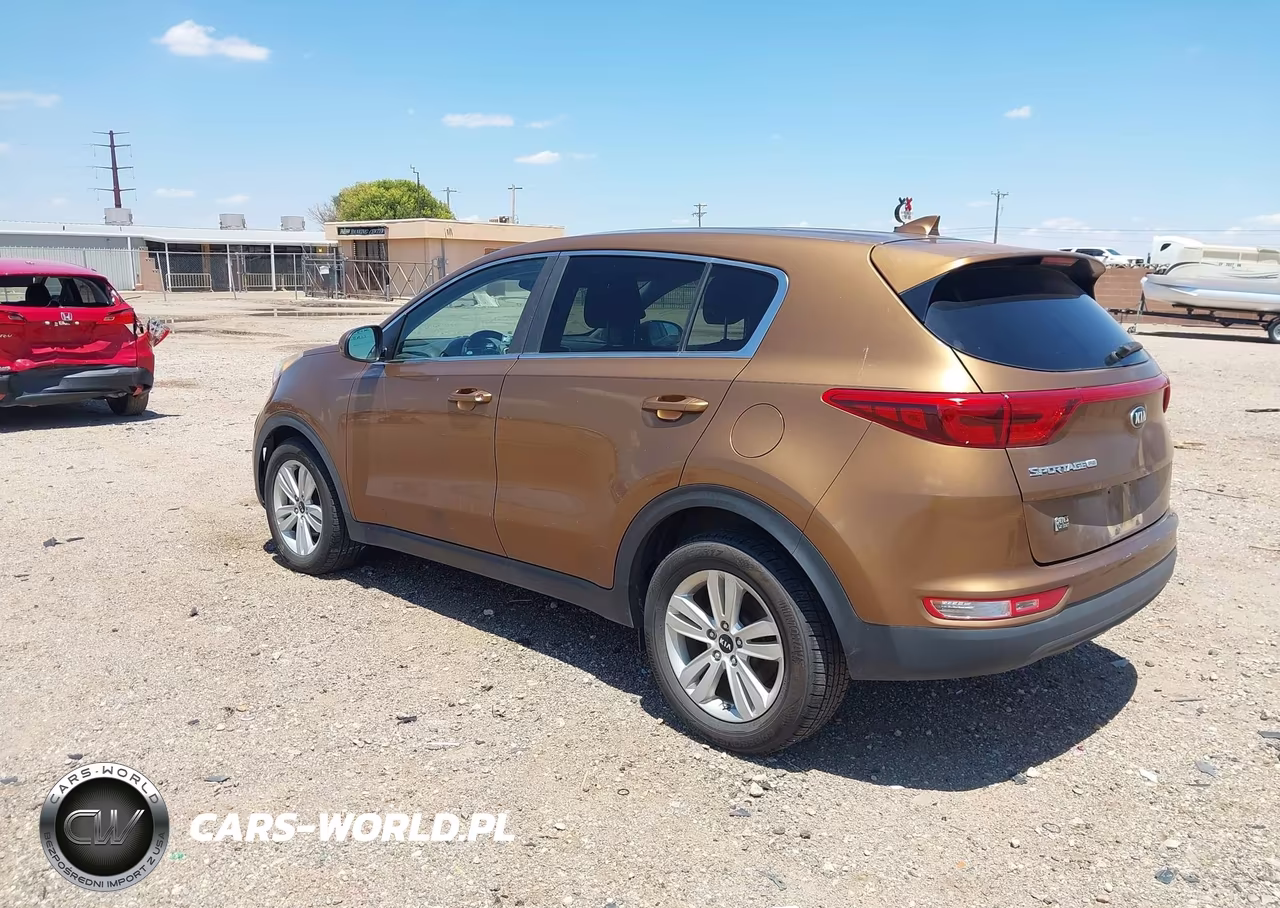 2018 Kia Sportage Lx VIN:KNDPM3AC6J7339903 - 3