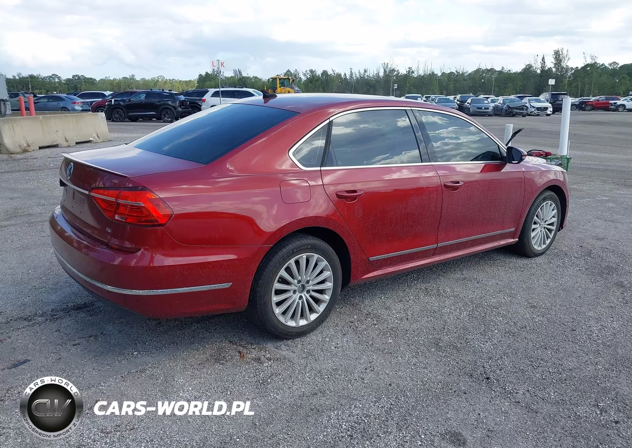 VOLKSWAGEN PASSAT VIN:1VWBS7A38GC045519 - 4