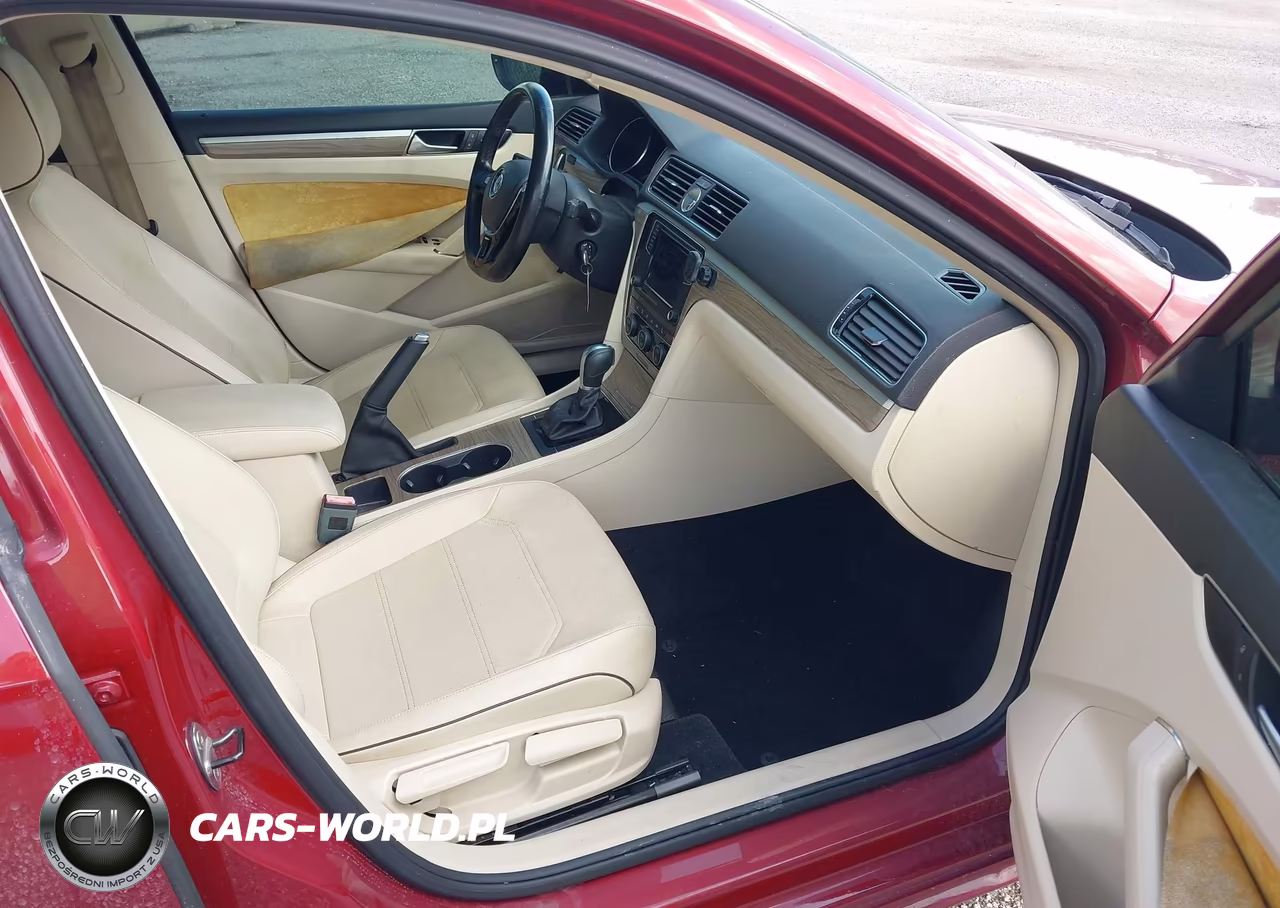 VOLKSWAGEN PASSAT VIN:1VWBS7A38GC045519 - 5