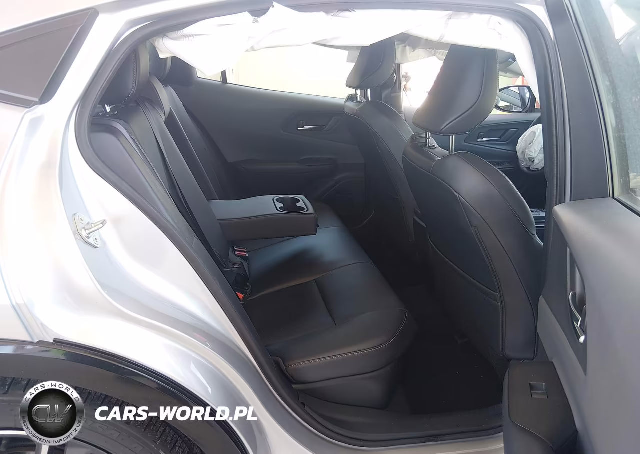 2025 Toyota Prius Xle VIN:JTDACAAU1S3062124 - 8
